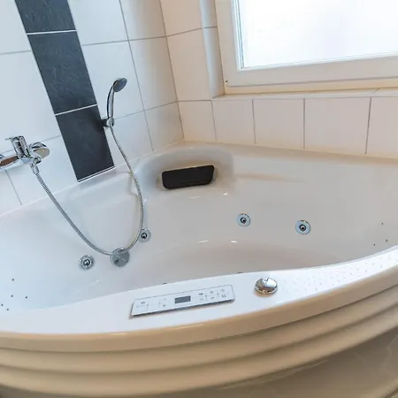 Vakantiehuis Nordseenest Am Deich Wesselburenerkoog